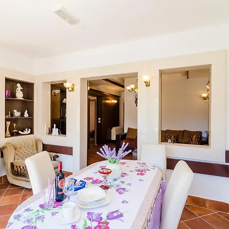 Apartment Sarita Mokosica